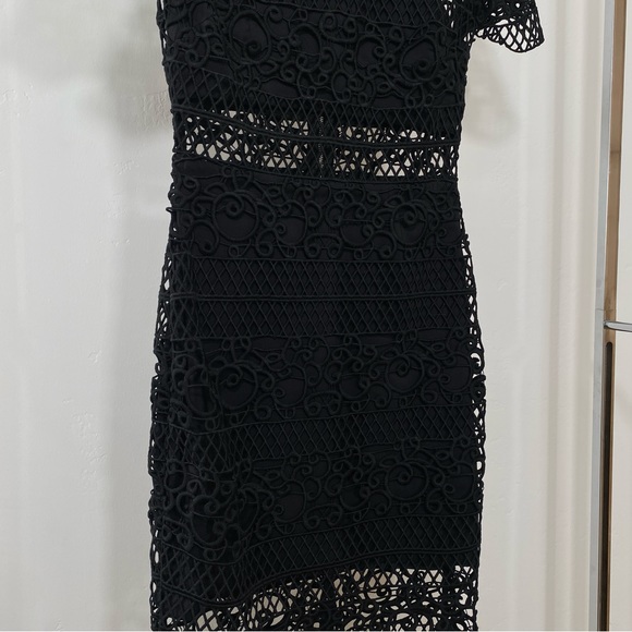 Express Dress - Picture 5 of 10